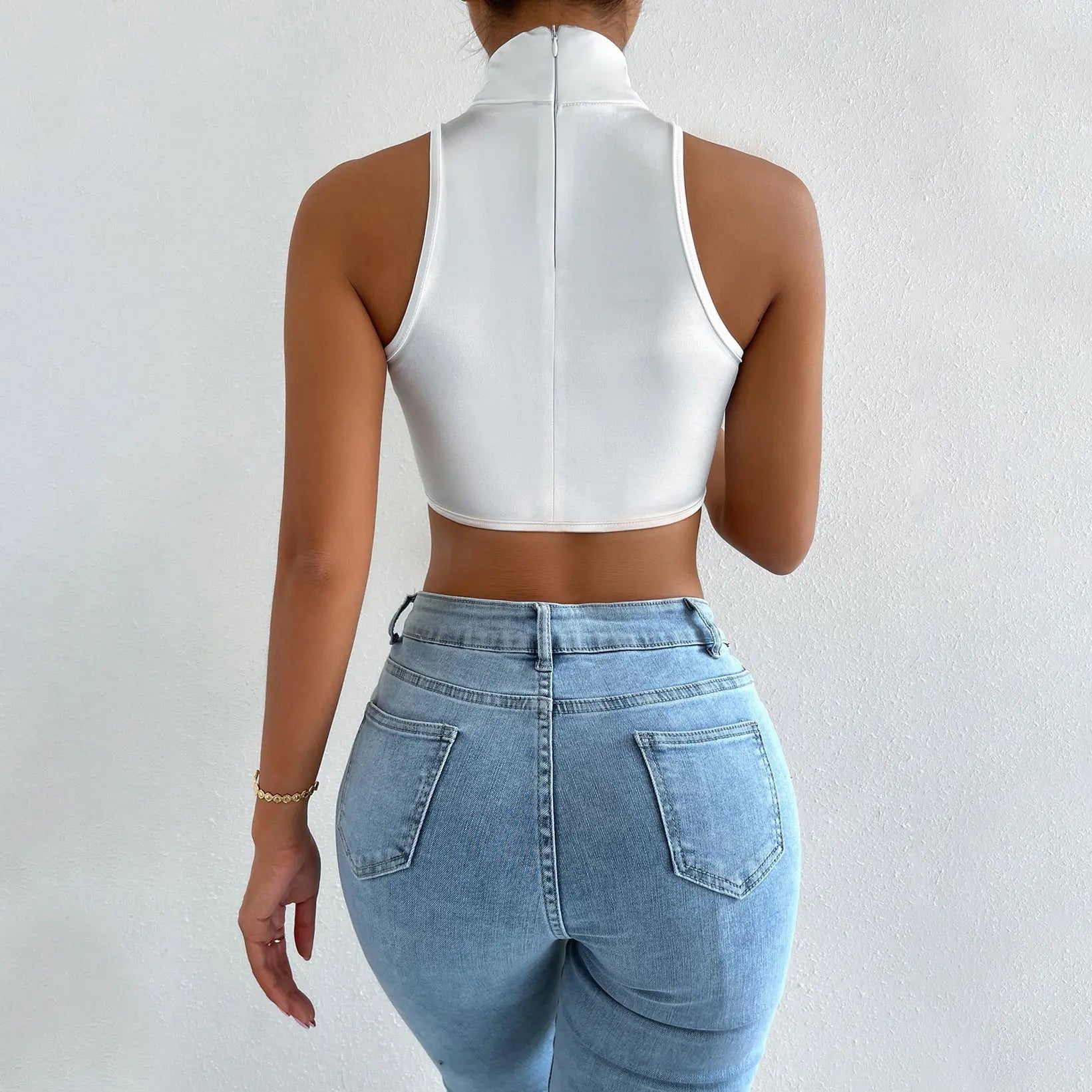 Pullover Round Neck Sleeveless Outer Wear Inner Wear Design Top DC-Beyond Borders Collective
